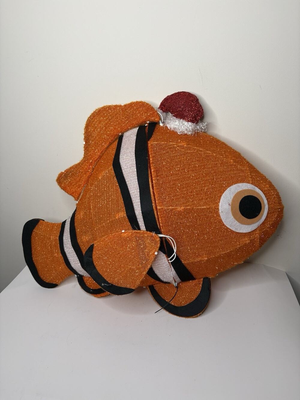 Holiday Time Light Up Tinsel Fabric Fish Christmas Yard Light Up Nemo Clown Fish